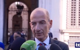 Rai 1 – 13.10.2025 – TG1 – Ore 13.30